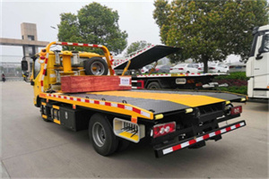 六盘水道路救援拖车报价