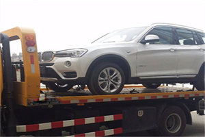 六盘水拖车24小时服务电话